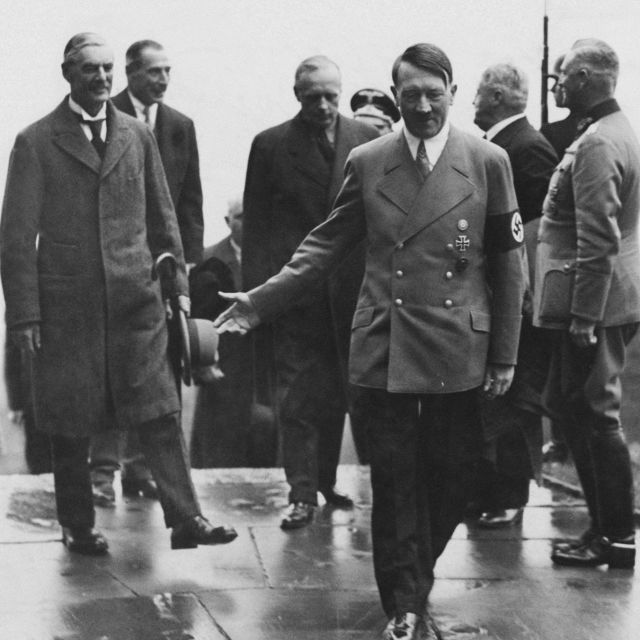 Naziści