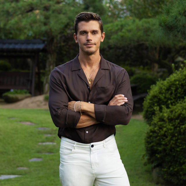 Antoni Porowski İle Köklerin İzinde