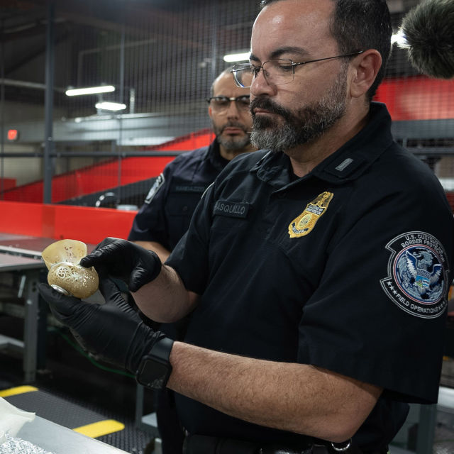 Kaçakçıların Peşinde