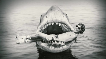 Ismétlés július 20-án 18.00-kor