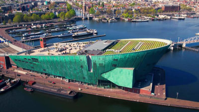 Premiera 18 września o 21:00