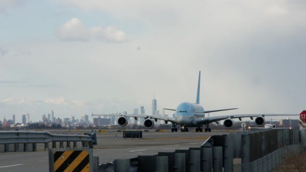 ΠΡΕΜΙΕΡΑ ΠΑΡΑΣΚΕΥΗ 20 ΜΑΡΤΙΟΥ 21.50