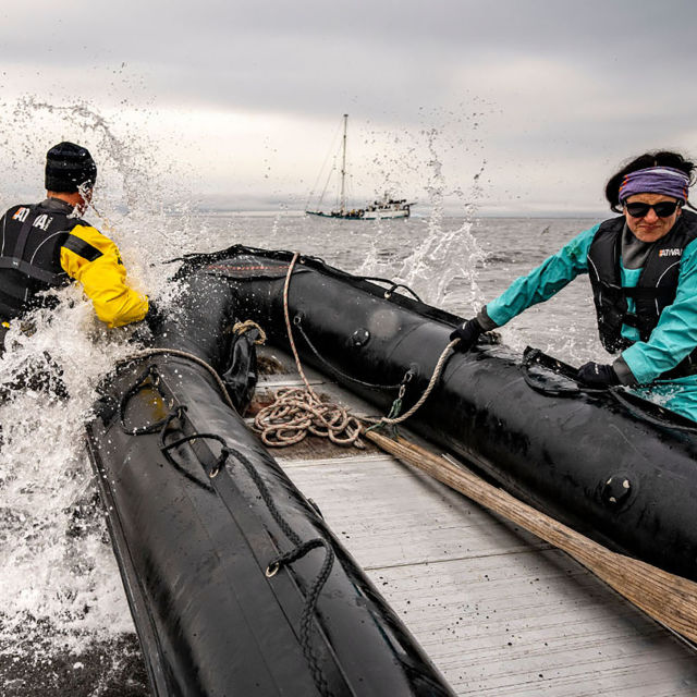 Изследовател: Огнено езеро
