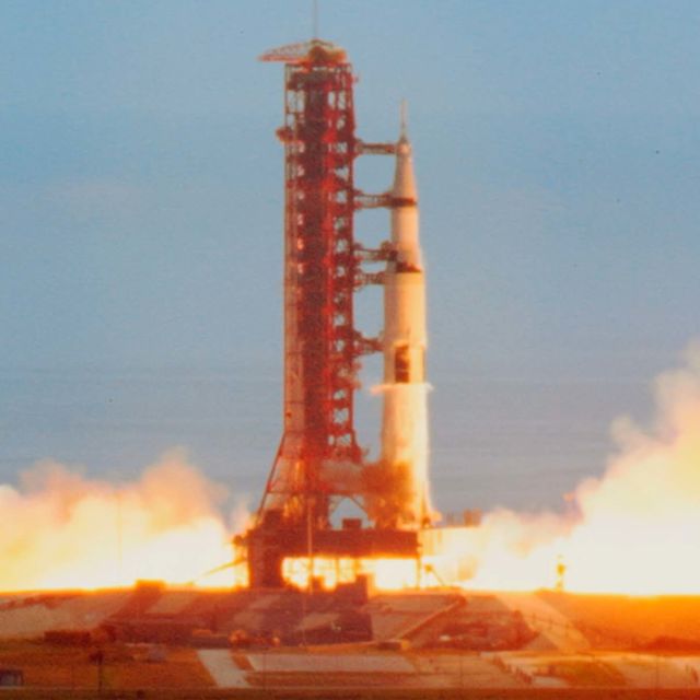 Armstrong-tallenteet