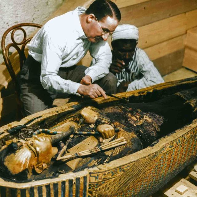 Tutankhamonin värikäs hauta