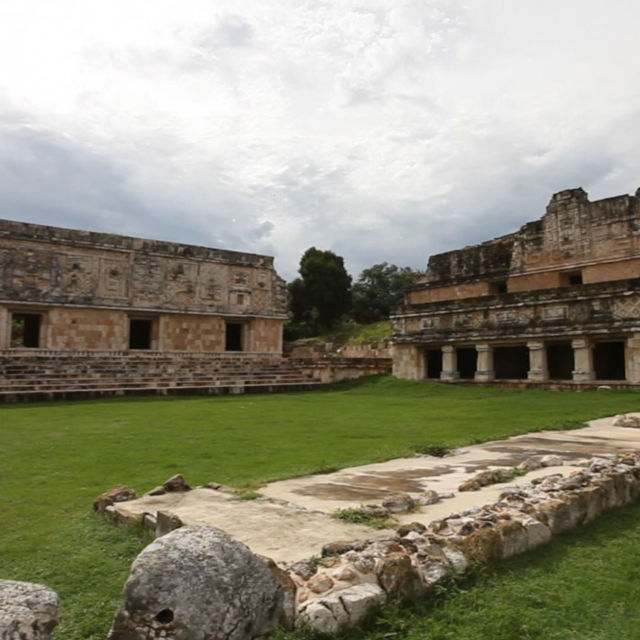 Lost World of The Maya