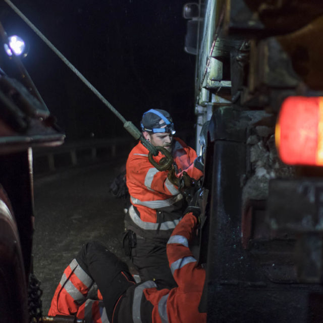 Ice Road Rescue: Highway Havoc