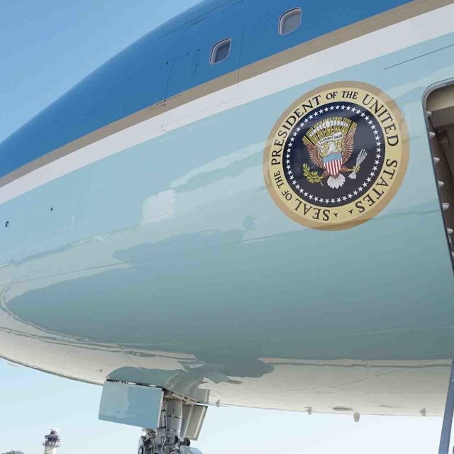 Noul Air Force One: Fortăreața zburătoare