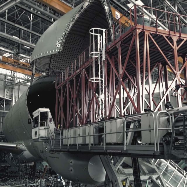 Megagradnje: BelugaXL