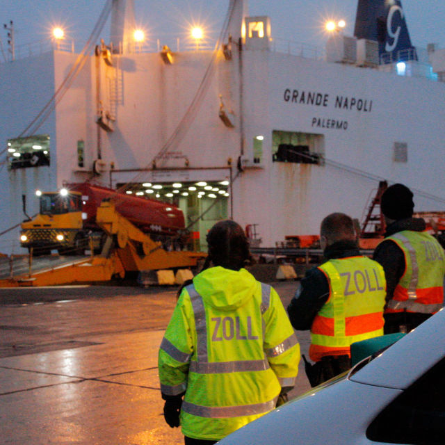 Inside: Hamburg Port